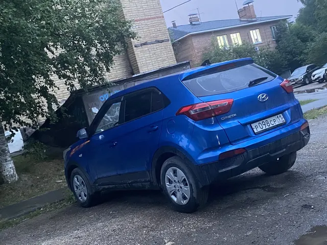 Автомобиль ХЕНДЭ CRETA, в кузове синего цвета, 2016 гв., г/н Р098СР11, vIN: Z94G2811AHR002569