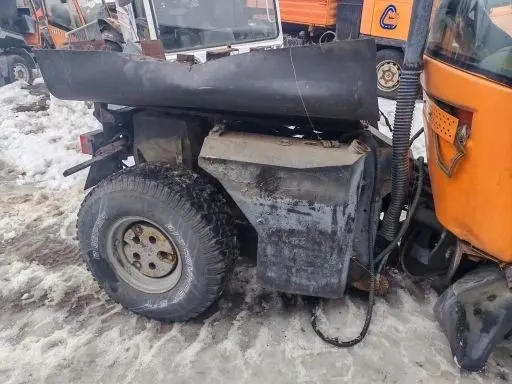 Коммунальная машина HOLDER M480