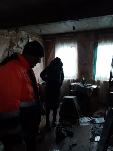 Административное здание, земельный участок расположенные по адресу: Курганская область, Кетовский муниципальный округ, с. Колташево, ул. Ленина, 11