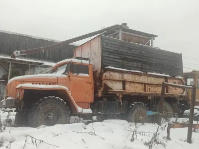 Самосвал, 1993 г.в., г/н E254OK43, цвет оранжевый, VIN: XIP555700P0044080, номер шасси (рамы): P0044080, номер кузова: XIP555700P0044080, номер двигателя: 15853