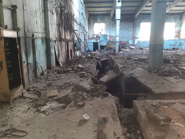 Нежилое помещение  площадью 1663 кв.м., с кадастровым номером 74:25:0302315:1083, по адресу: Челябинская область, г.о. Златоустовский, г. Златоуст, пл. 3 Интернационала, д.14/1, помещ.13