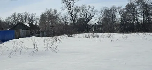 Земельный участок, площадью 400 кв.м., кадастровый номер: 64:08:040101:1804, расположенный по адресу: Российская Федерация,  Саратовская область, Вольский муниципальный район,  сп Барановское, с Барановка, ул Советская, з/у 54 Б. Категория земель: земли населённых пунктов. Вид разрешённого использования: для индивидуального жилищного строительства.
