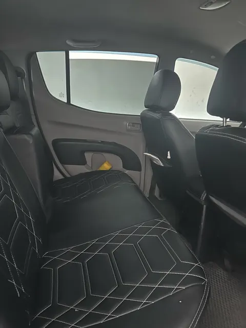 Грузовой бортовой автомобиль Mitsubishi, модель L200 2.5, 2012 года выпуска, цвет - серебристый, государственный номер Н040НА46, идентификационный номер (VIN) MMCJNKB40CDZ28965 (имущество обременено: арест, запрет на совершение регистрационных действий). Должник – ООО «Электростроймонтаж».