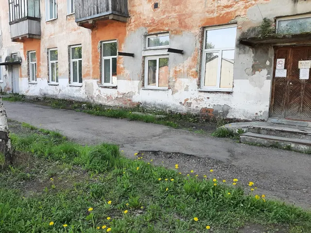 - нежилое помещение общей площадью 427,9 кв.м, кадастровый номер 42:20:0103022:429, расположенное по адресу: Кемеровская область – Кузбасс, Анжеро-Судженский городской округ, г. Анжеро-Судженск, ул. Трудовая, д. 57.