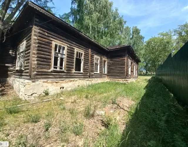 Имущество, расположенное по адресу: Нижегородская область, Выксунский район, р.п.Шиморское, ул.Ленина, здание 2А.: земельный участок с кадастровым номером 52:53:0030916:7  общей площадью  796 +/- 20 кв.м; здание с кадастровым номером 52:53:0030904:978  общей площадью 378,9 кв.м.