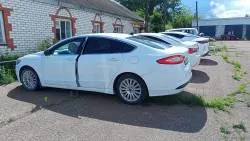 Лот 2: Ford Mondeo, год изготовления 2018, регистрационный номер B 043 ET 716, идентификационный номер (VIN) Z6FDXXEECDJP57258, мощность 149,06 л.с. (109,6 (кВт)), тип двигателя бензиновый, цвет белый Начальная цена (с НДС): 1 155 000 рублей.