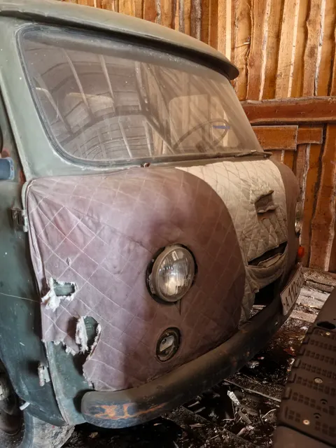 Автомобиль УАЗ-3303, 1991 года выпуска, г.р.з. Б/Н, VIN – ХТТ330300М0124431, тип ТС – грузовая бортовая, модель, № двигателя 417800*11103909, шасси (рама) № М0124431, кузов (кабина) № 29735, цвет кузова – зеленый, ПТС 49 КС 110210