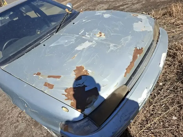 Автомобиль Toyota Carina, с г/н Н707НХ138, 1992г.в., № кузова АТ1707203226.  Рабочее состояние, и комплектность автомобиля не проверялось. Находится в г. Красноярск, данное имущество обращено в доход государства (Документы, ключи отсутствуют). (205/26)