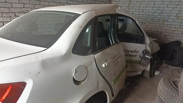Легковой автомобиль