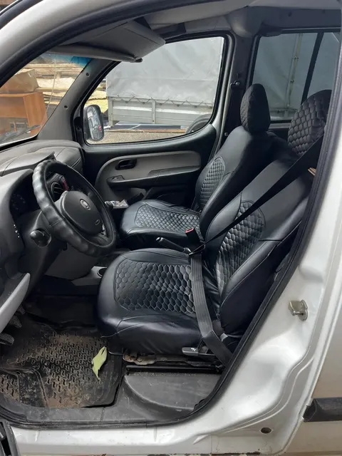 Автомобиль FIAT DOBLO, год выпуска 2010, VIN XU3223000AZ306505, цвет белый,  пробег 266555 км