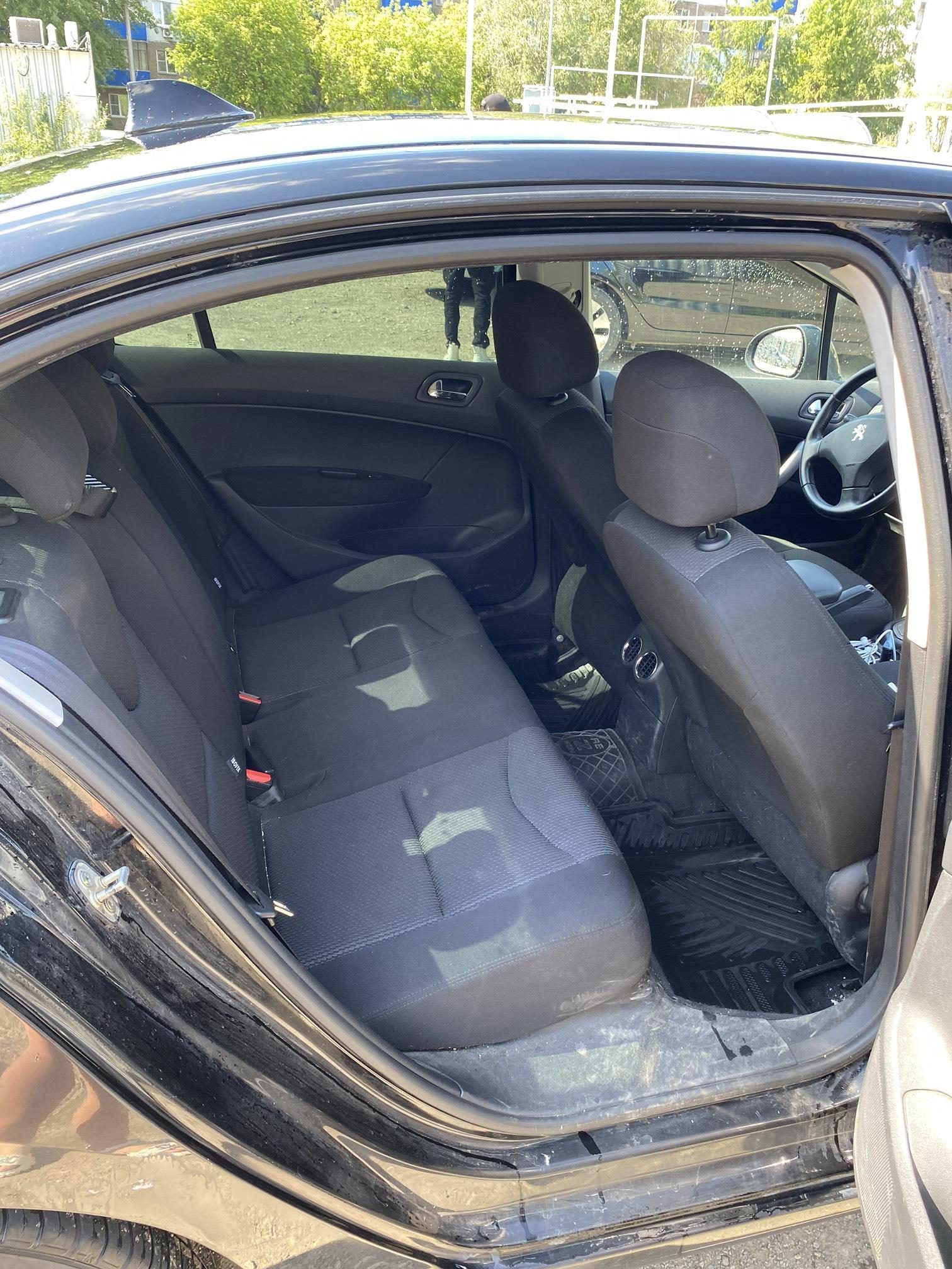 Легковой автомобиль марки Peugeot 408, 2013 г.в., VIN номер Z8T4D5FS9DM014218