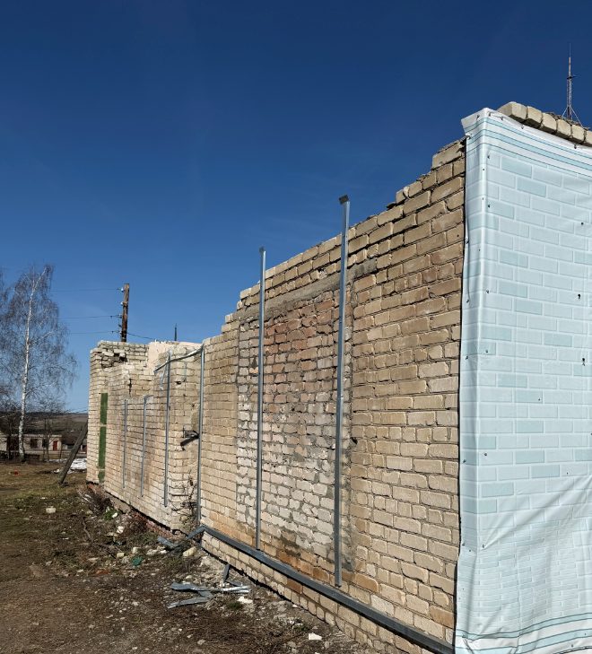Помещение (нежилое), площадь 44,1 кв.м., КН 52:43:0400012:336, местоположение: Нижегородская обл, р-н Перевозский, с. Шпилево, ул. Микрорайон, д. 13, пом.2. Какая либо техническая документация и договоры с энергоснабжающими организациями отсутствуют. Имеются аресты имущества в том числе в рамках уголовного дела.
