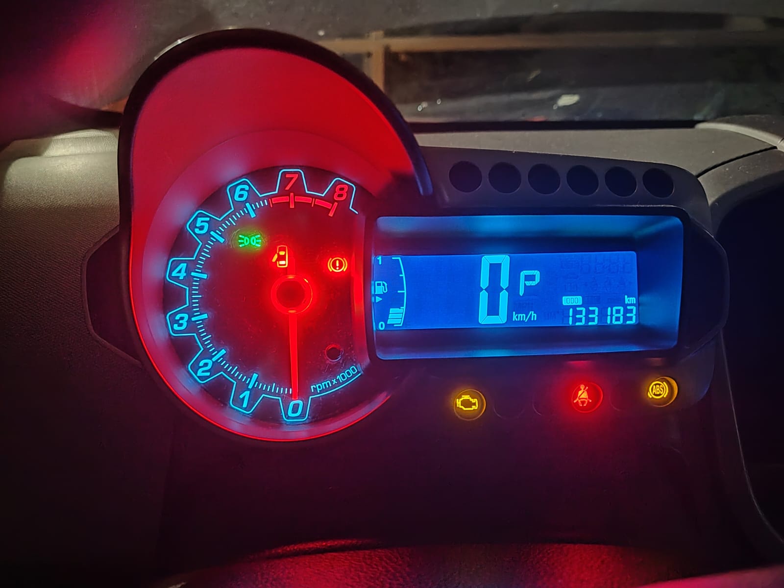 Транспортное средство CHEVROLRET KL 1T AVEO, идентификационный номер (VIN) XUUTA48EJC0004952. Транспортное средство не на ходу. Находится в залоге ООО «СФО Эльтон»
