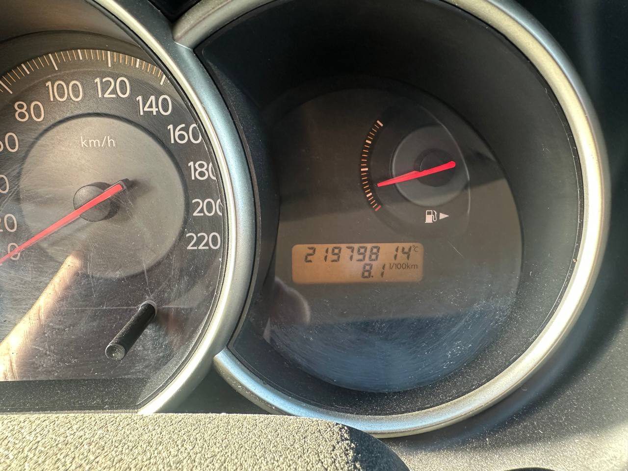 NISSAN TIIDA 1.6 ELEGANCE, марка: NISSAN TIIDA, модель: 1.6 ELEGANCE, год изготовления: 2007, цвет: черный, изготовитель (страна): Мексика, модель двигателя: HR16 265888A, тип двигателя: бензиновый, мощность двигателя, л. с. (кВт): 110 (81), рабочий объем двигателя, куб. см: 1598, экологический класс: четвертый, разрешенная максимальная масса: 1785 кг, масса без нагрузки: 1300 кг, VIN: 3N1BCAC11UK400650, ПТС: 78 ТО 636024. Объект в залоге. Залогодержатель АО "ТБанк".