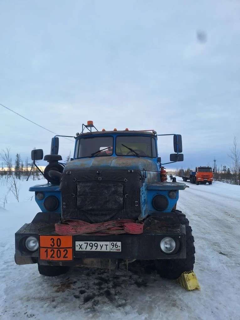 Урал 4320-1951-40 6619 специализированный заправщик, г/н Х799УТ96, VIN X89661901D0DM7019, 2013 г/в.