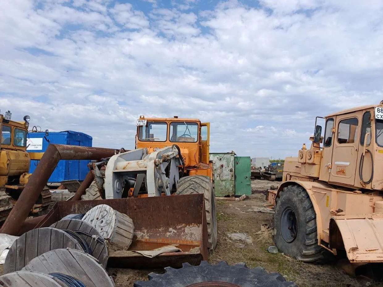 Трактор К-700А, г/н 8067ЕЕ66, з/н 8213845, г.в. 1981
