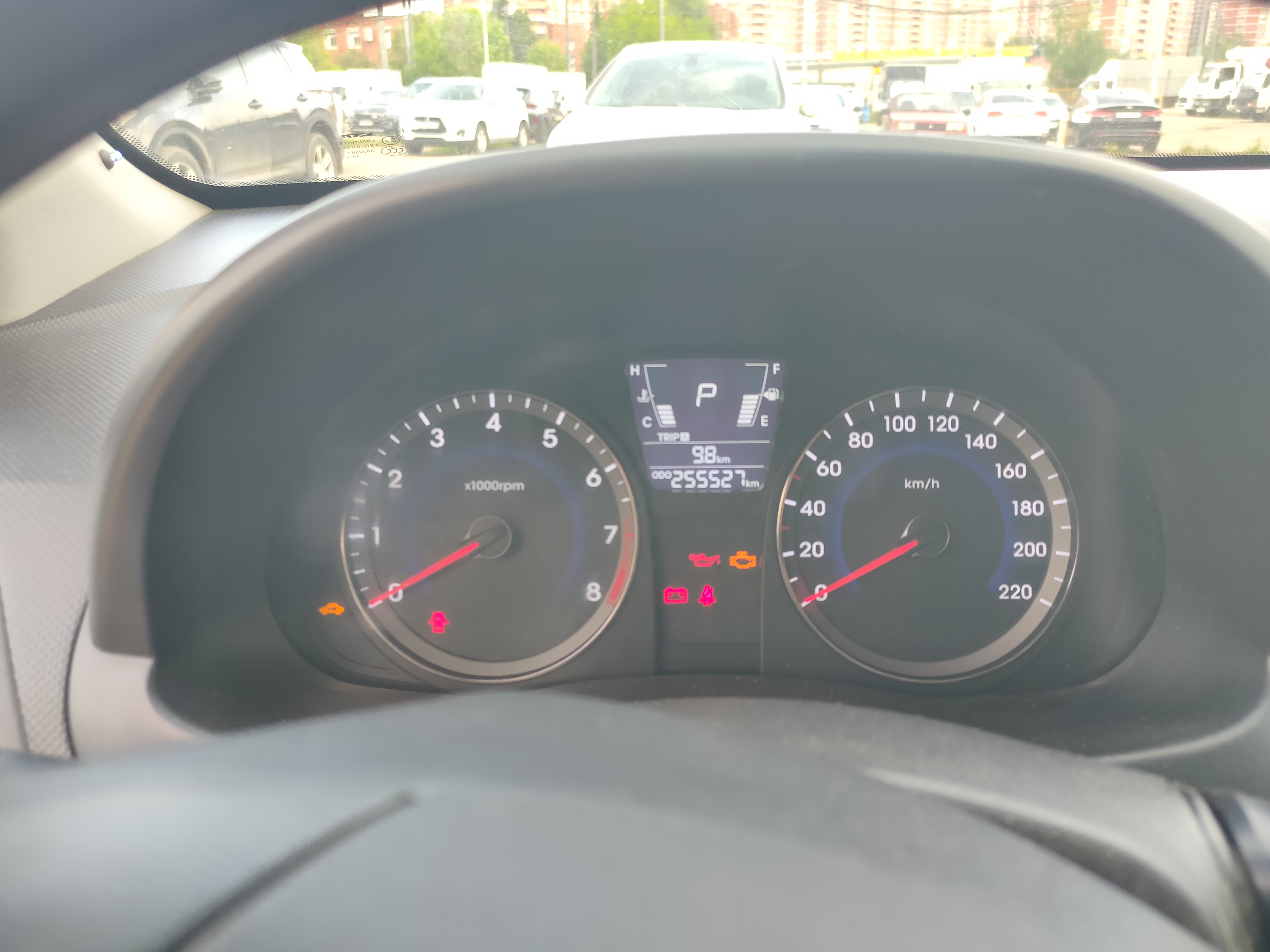 Автомобиль марки HYUNDAI SOLARIS, 2014 года выпуска, VIN: Z94CT41CBDR317476. Пробег, км - 255527