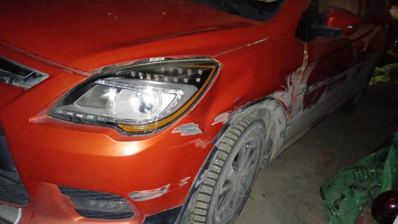 Легковой автомобиль марка LIFAN (ЛИФАН), модель X50, идентификационный номер (VIN) X9W215851H0008520, № двигателя 160800738, 2016 года выпуска, цвет ТЕРРАКОТОВЫЙ (красно-коричневый), номер кузова (прицепа) X9W215851H0008520. Требуется ремонт кузова. Начальная стоимость лота 300 000 (триста тысяч) руб.