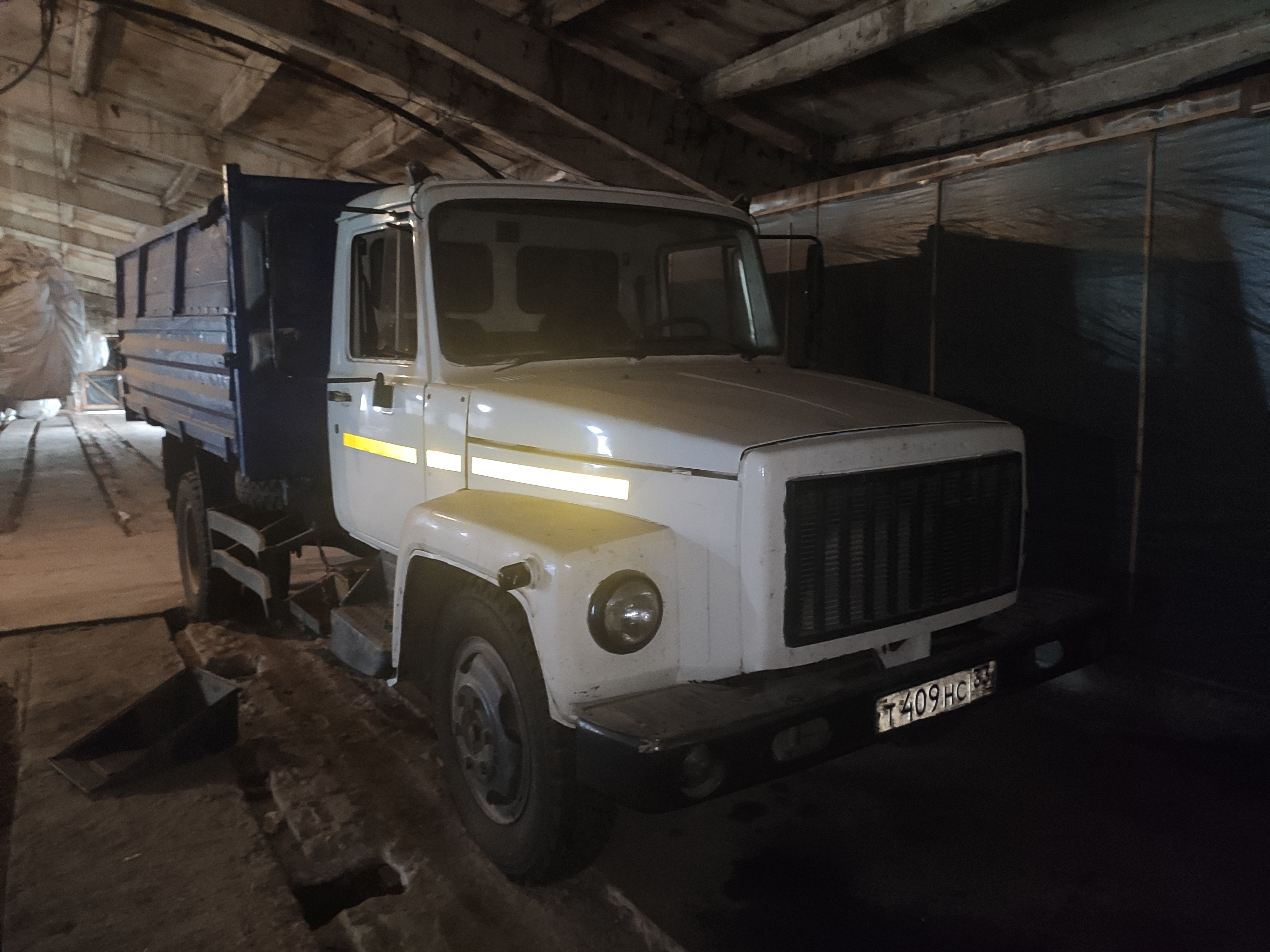 Автомобиль ГАЗ-САЗ-35071 Грузовой (самосвал)