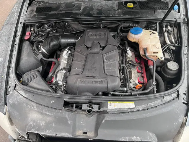 Автомобиль легковой AUDI A6, 2010 г.в. Идентификационный номер: WAUZZZ4F8BN014019, цвет серый, ГРН Х069ОО799
