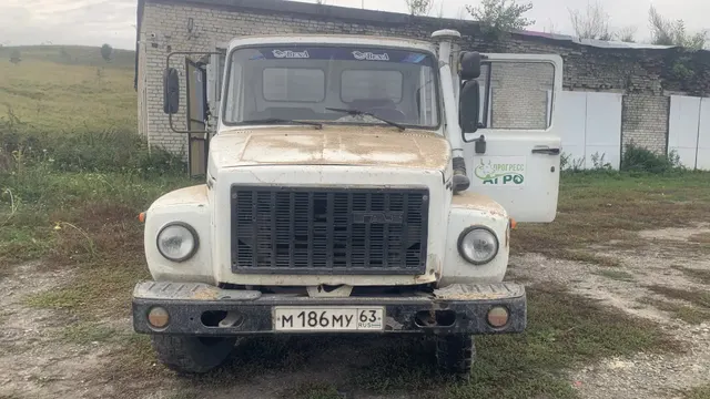 Грузовой автомобиль ГАЗ-САЗ-35071 (1993 г/в)