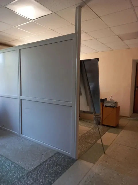 Здание, склад корпус-модуль, назначение: нежилое, площадь 1 329,7 кв.м., этажность: 2, адрес объекта: г. Саратов, ул. Буровая, д. 26, кадастровый № 64:48:040217:23; право аренды земельного участка площадью 3 526 кв.м из общего земельного участка 62 761 кв.м, категория земель: земли населённых пунктов, разрешённое использование: промышленная площадка, кадастровый номер: 64:48:040223:2, адрес: г. Саратов, ул. Буровая, з/у 34; пристройка к зданию 287 кв.м, адрес объекта: г. Саратов, ул. Буровая, д. 26